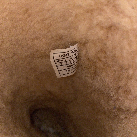 Ugg Boots - Picture 5 of 5